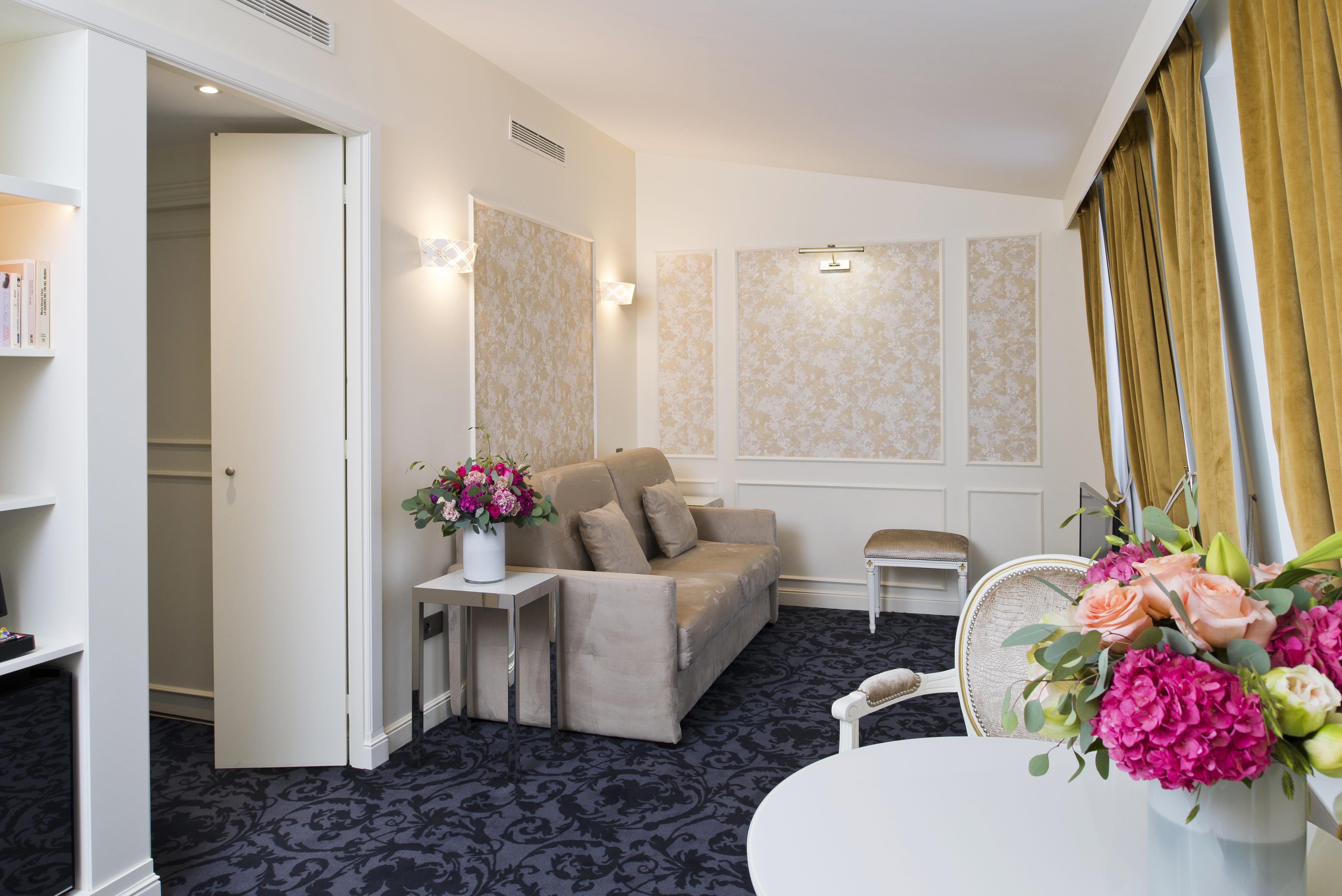 Saint-petersbourg Opera & Hotel Parijs