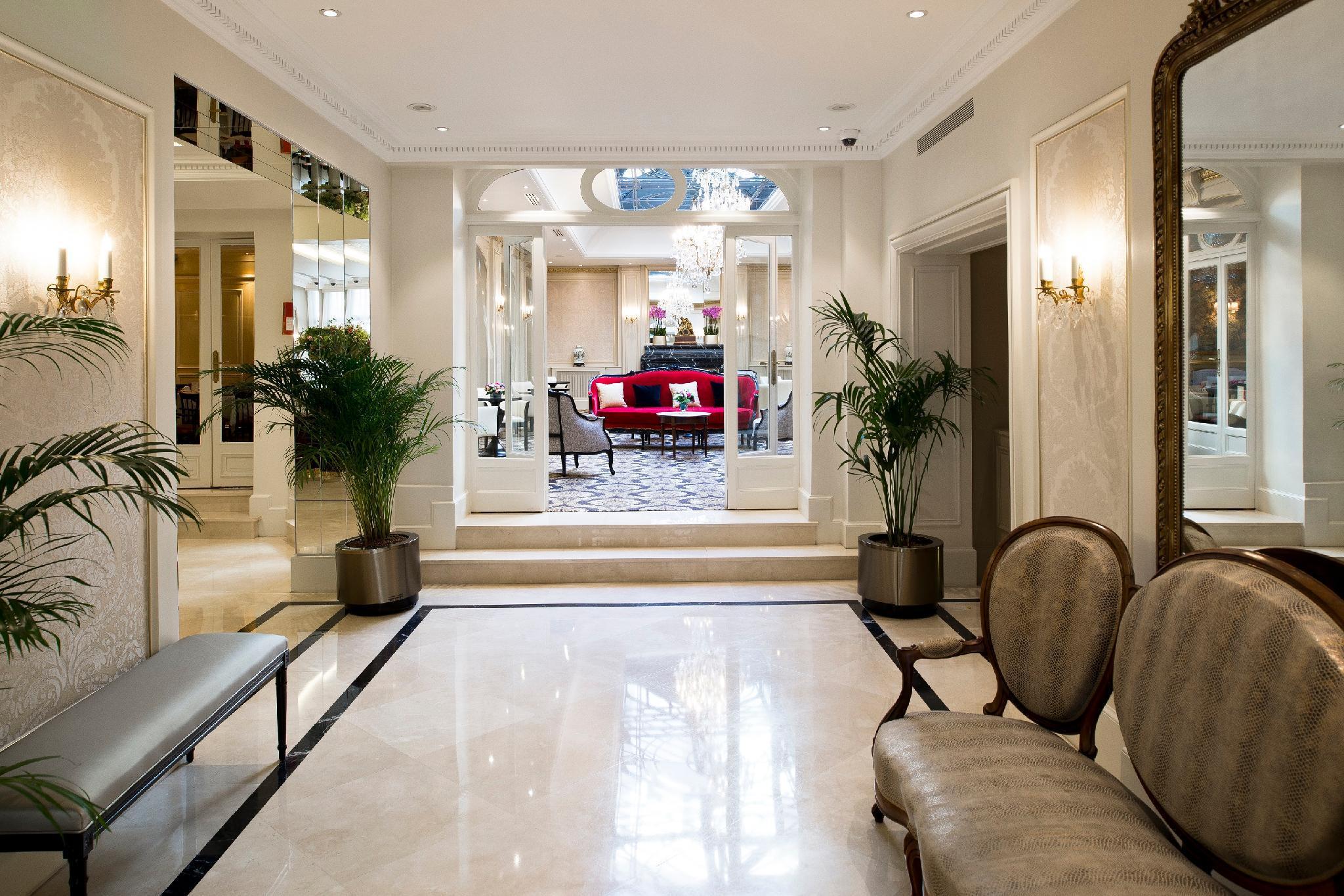 Saint-petersbourg Opera & Hotel Parijs